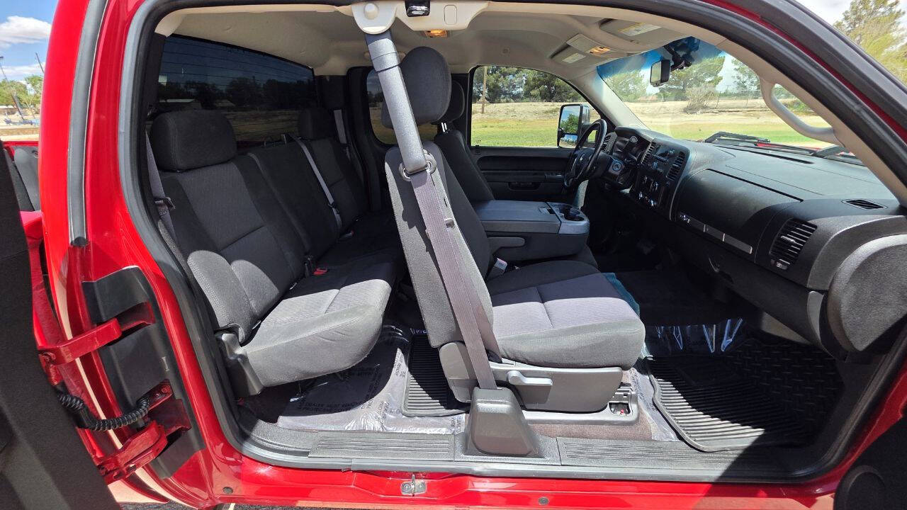 Red 2012 Chevrolet Silverado 1500 LT 4x2 LT 4dr Extended Cab 6.5 ft. SB 14