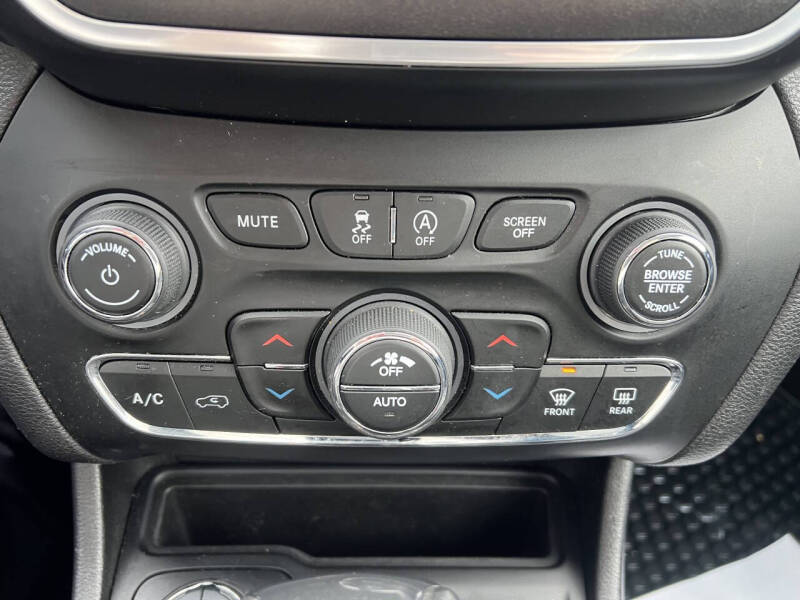 2021 Jeep Cherokee Trailhawk