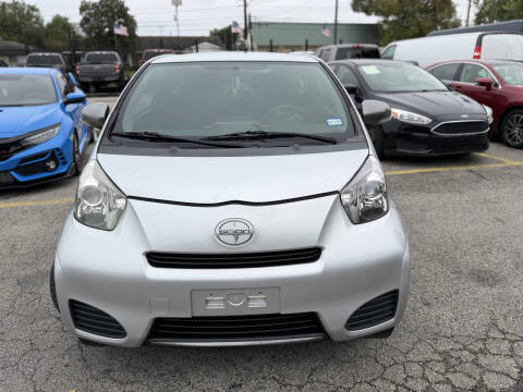 2013 Scion iQ