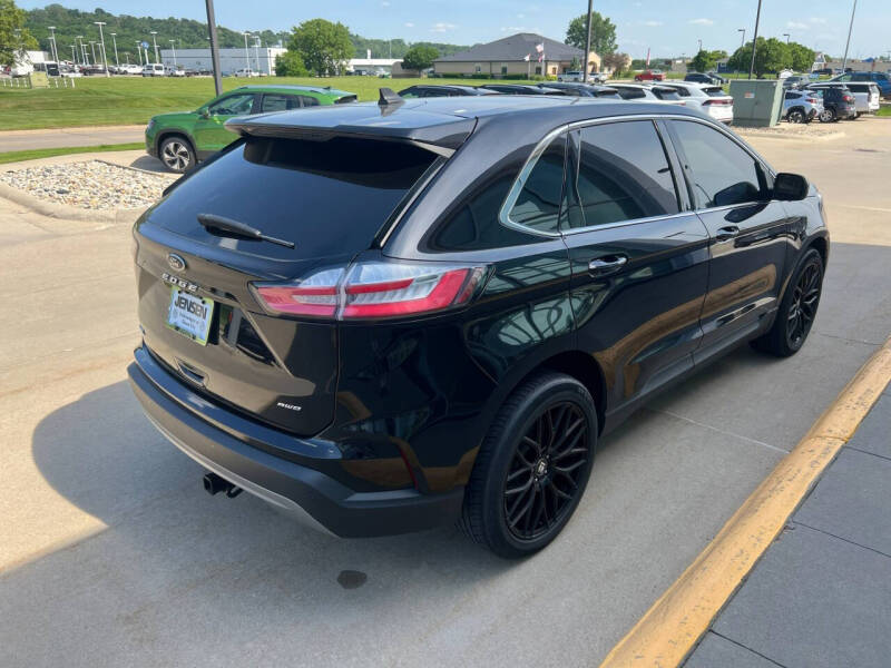 2022 Ford Edge
