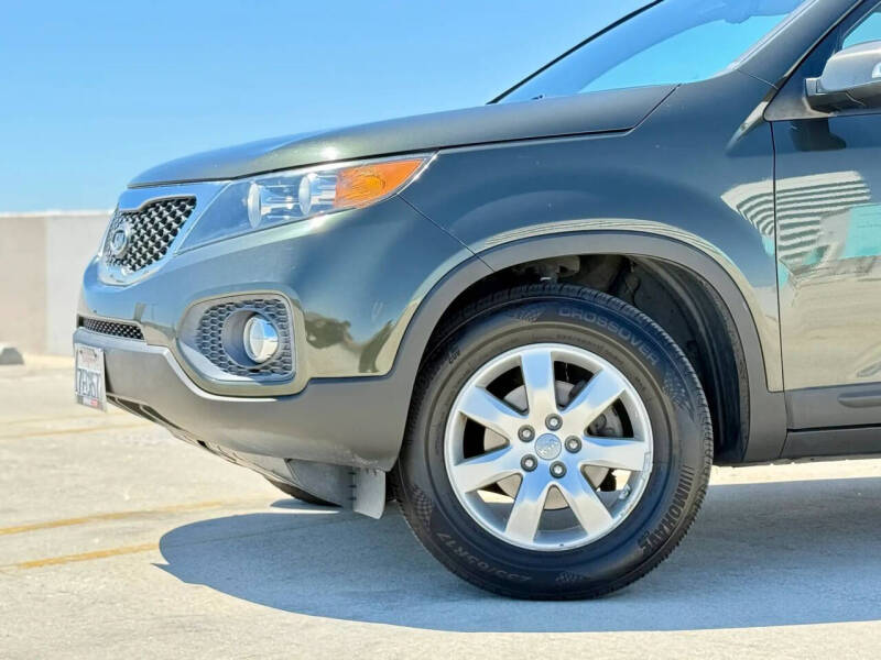 2012 Kia Sorento LX