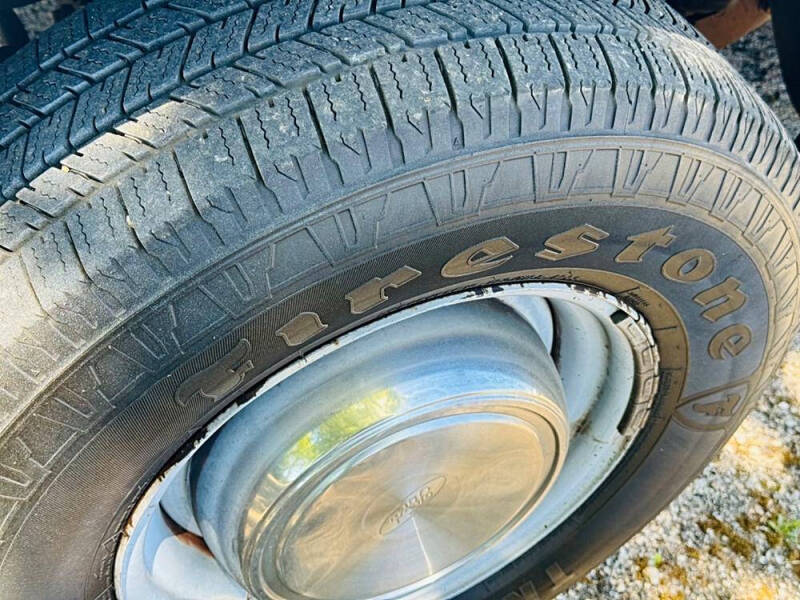 2005 Ford E-Series E-250