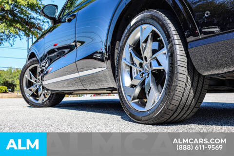 2024 Genesis Electrified GV70