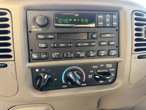 2002 Ford Expedition XLT