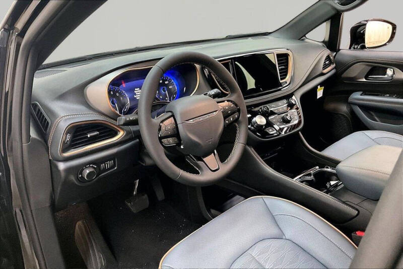 2027 Chrysler Pacifica Pinnacle
