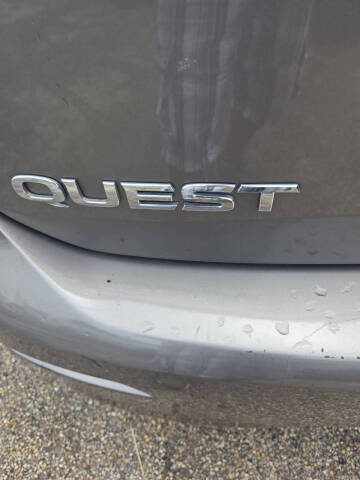 2017 Nissan Quest SV