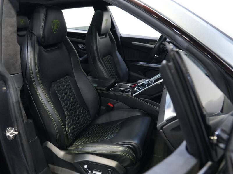 2019 Lamborghini Urus