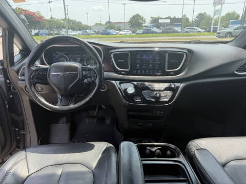 2020 Chrysler Pacifica Touring L 35th Anniversary