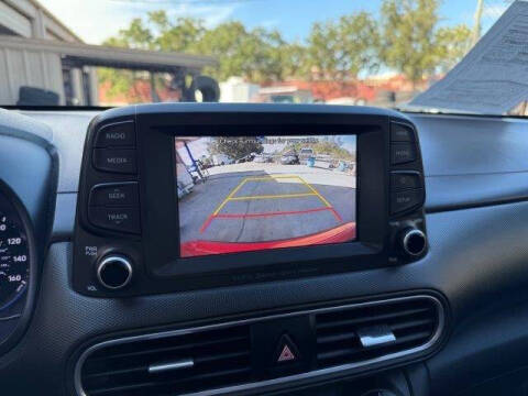 2020 Hyundai Kona SEL Plus