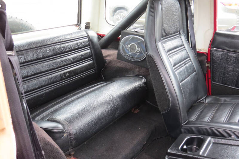 1987 Jeep Wrangler Laredo