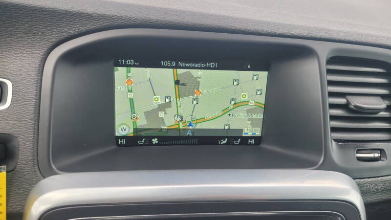 2016 Volvo V60 Cross Country T5