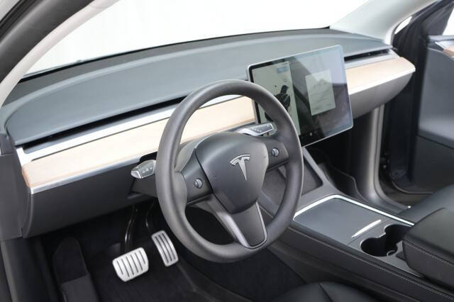 2024 Tesla Model Y Performance