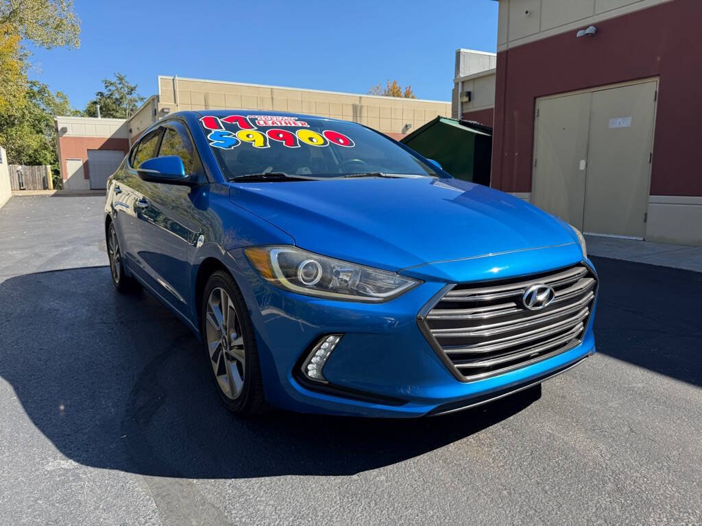 2017 Hyundai ELANTRA for sale at Deals & Trades in Aurora, IL