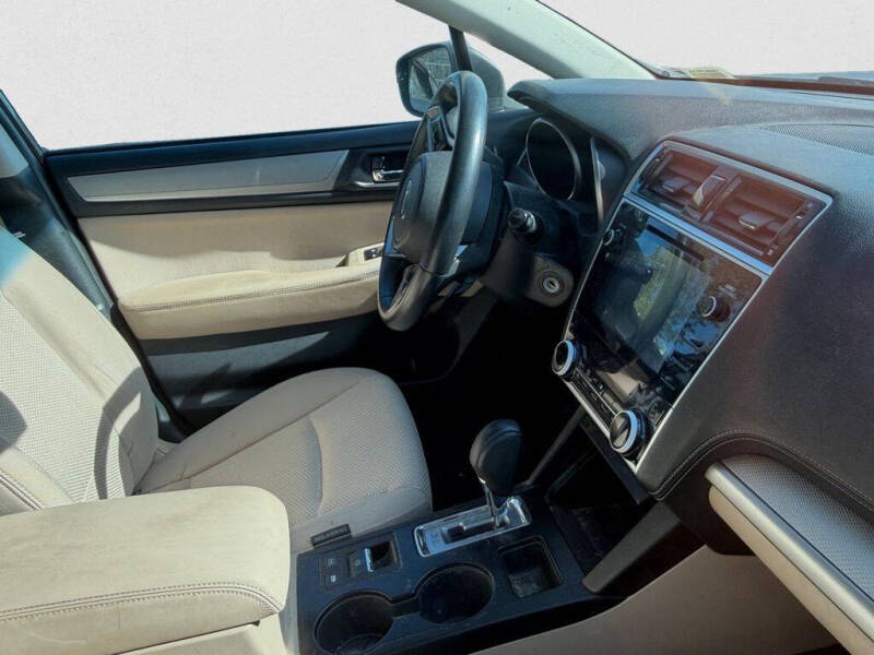 2019 Subaru Outback 2.5i Premium