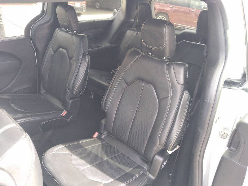 2020 Chrysler Pacifica Touring L