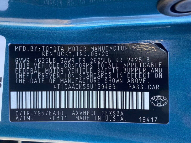 2025 Toyota Camry SE