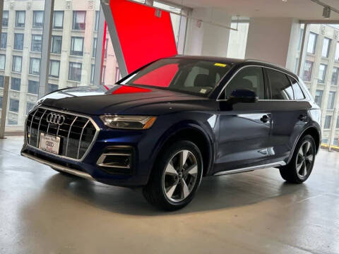 2025 Audi Q5 quattro Premium Plus 40 TFSI
