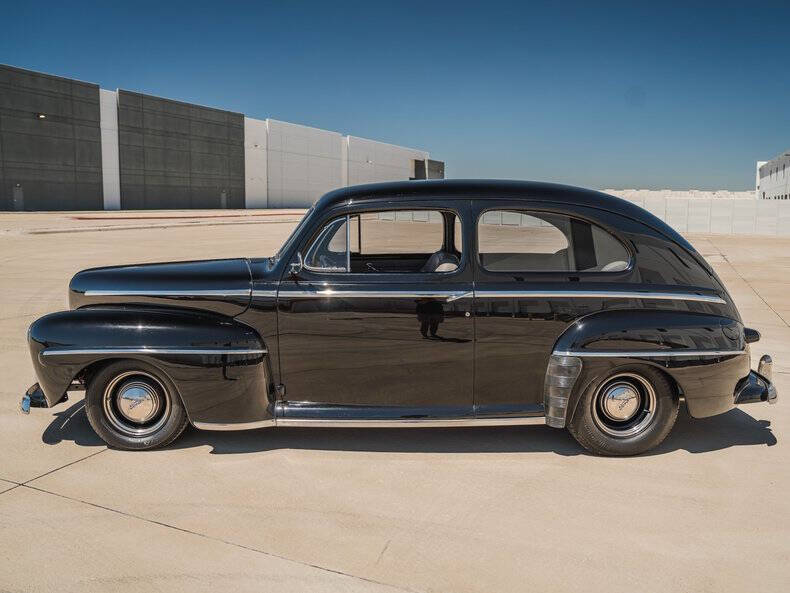 1947 Ford Super Deluxe