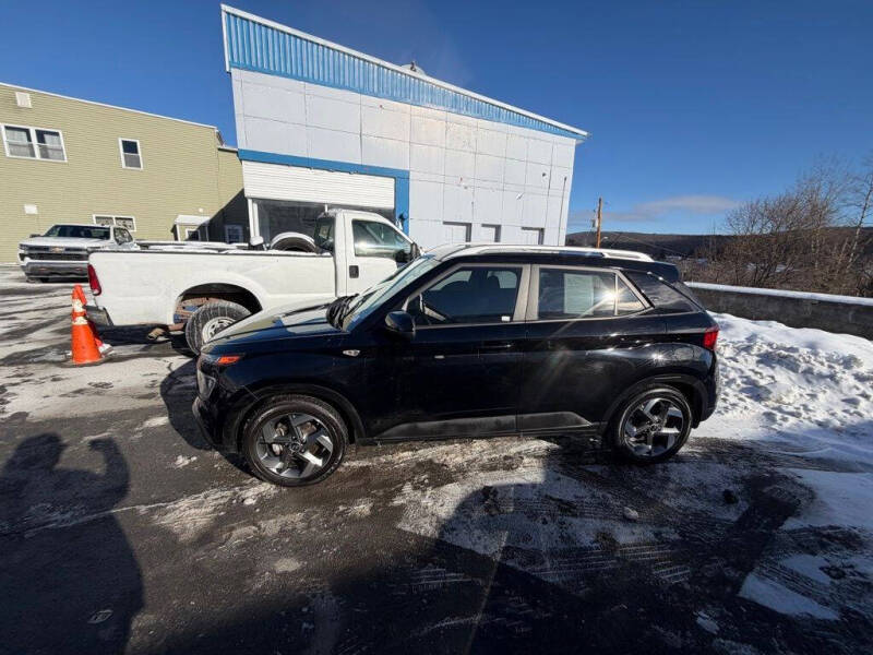 2023 Hyundai Venue SEL