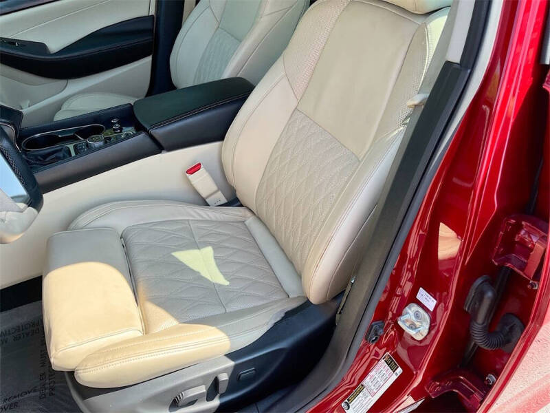 2023 Nissan Maxima 3.5 Platinum