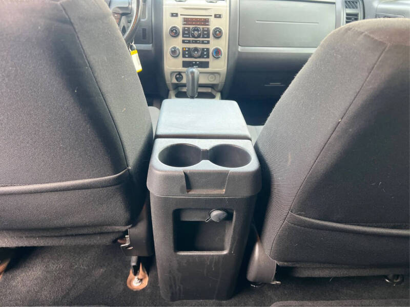 2010 Ford Escape XLT