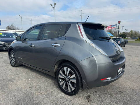 2015 Nissan LEAF S