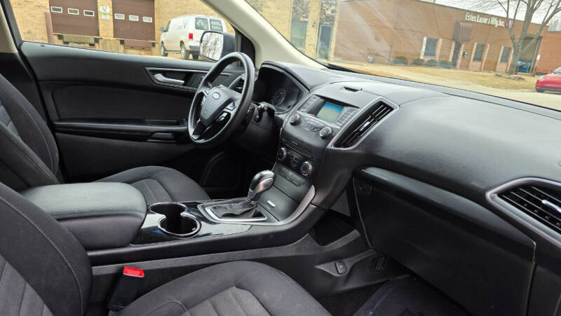 2017 Ford Edge SE