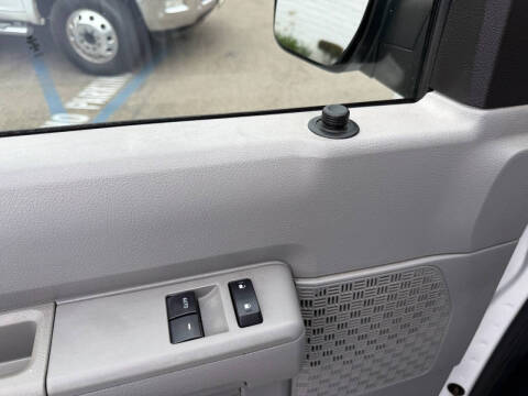 2013 Ford E-Series E-150