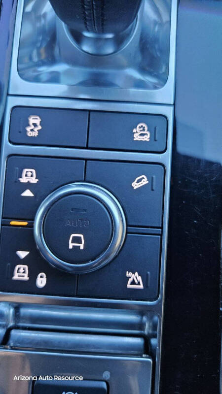 2020 Land Rover Range Rover Sport P525 HSE Dynamic