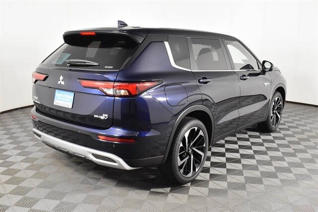 2025 Mitsubishi Outlander PHEV SE