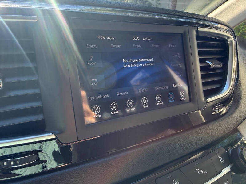 2020 Chrysler Pacifica Touring L