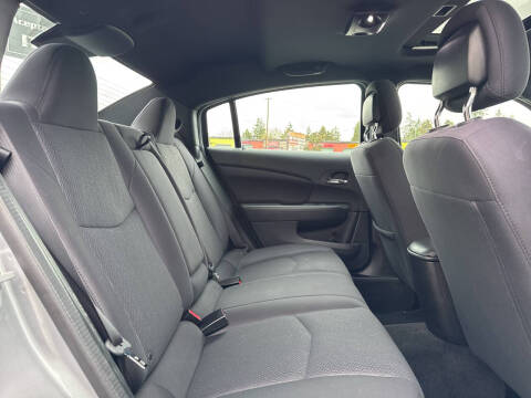 2014 Chrysler 200 Touring