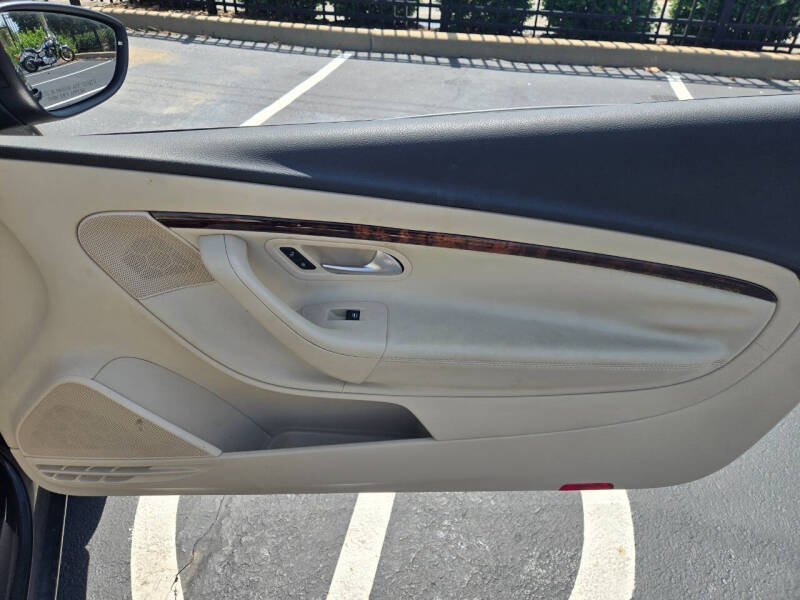 2010 Volkswagen Eos Lux