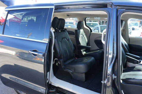 2021 Chrysler Pacifica Touring L