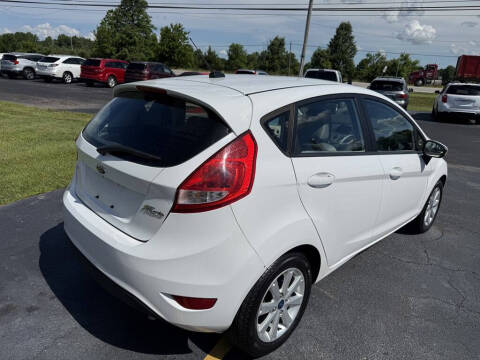 2013 Ford Fiesta SE