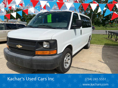 2014 Chevrolet Express Passenger for sale at Kachar's Used Cars Inc in Monroe MI