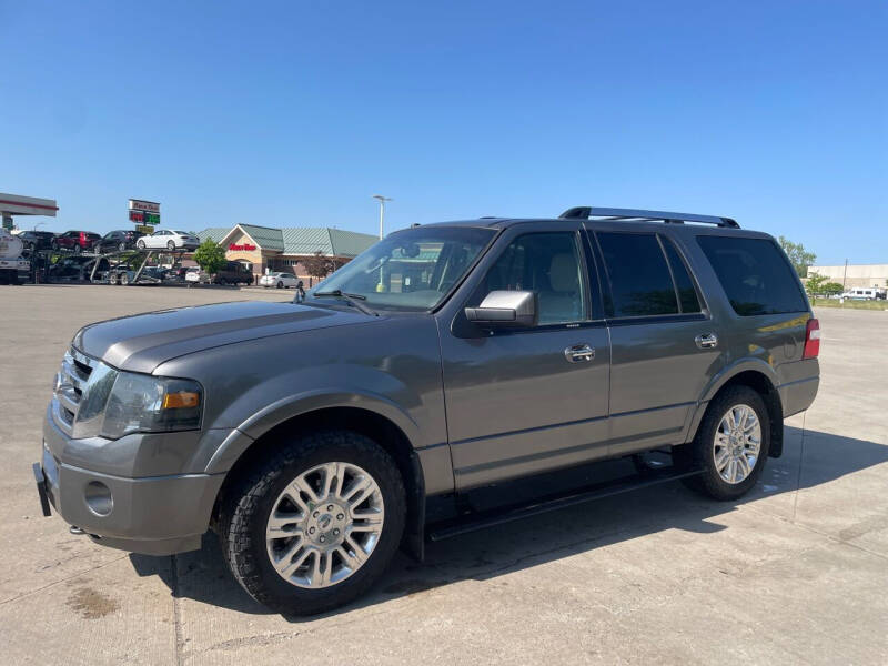 2011 Ford Expedition for sale at United Motors in Saint Cloud MN