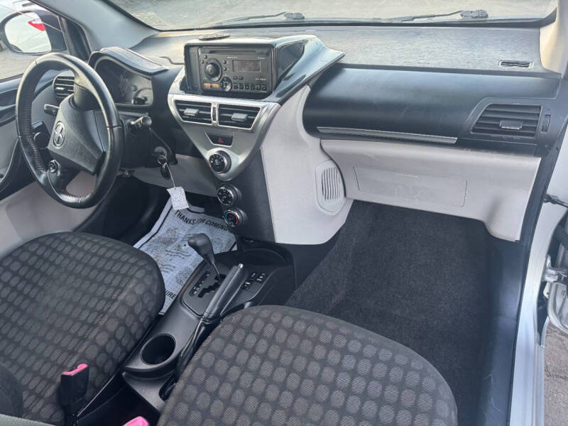 2013 Scion iQ