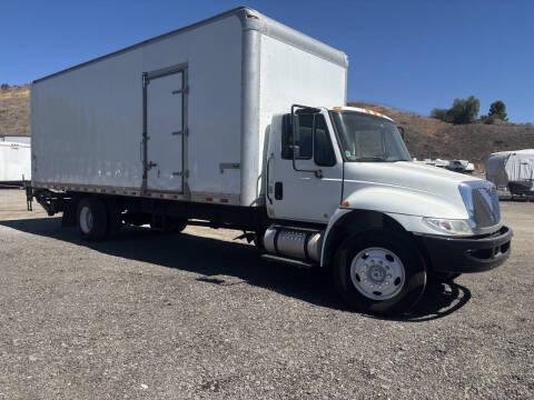 2018 International DuraStar 4300