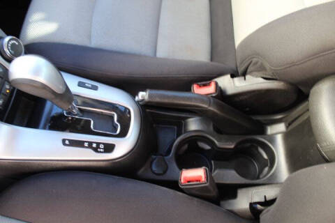 2013 Chevrolet Cruze LS Auto