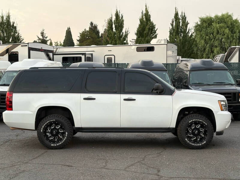 2012 Chevrolet Suburban Fleet 2500