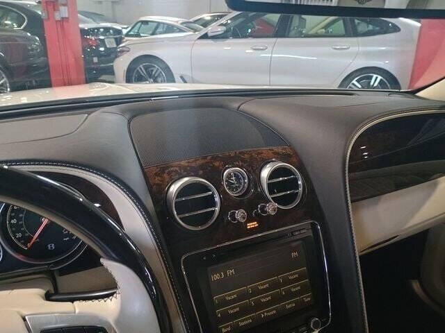 2018 Bentley Flying Spur 43