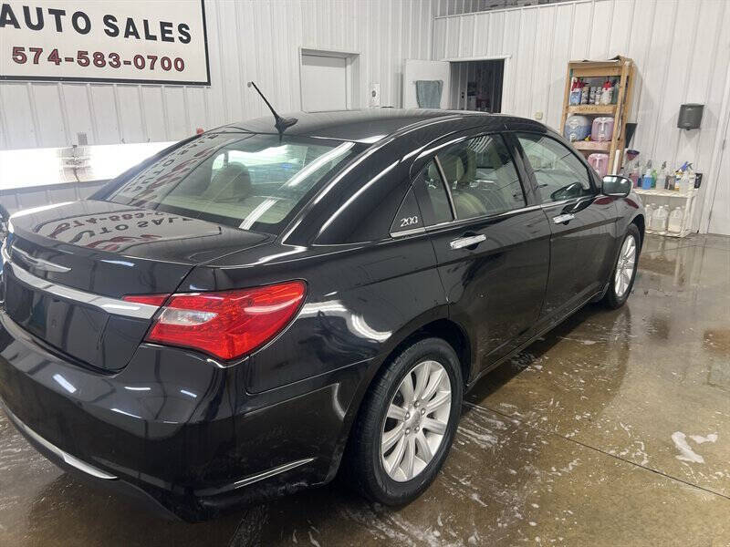 2013 Chrysler 200 Limited
