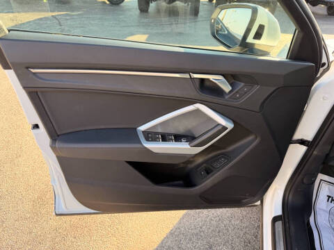 2023 Audi Q3 quattro S line Premium 45 TFSI