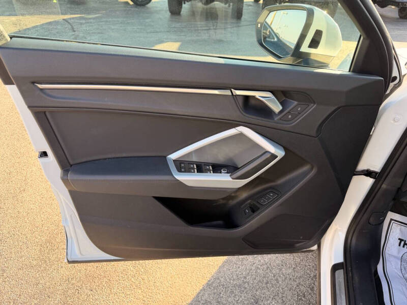 2023 Audi Q3 quattro S line Premium 45 TFSI