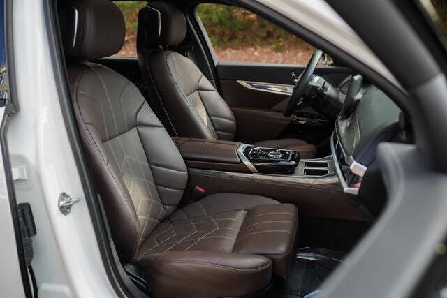 2024 BMW i7 eDrive50