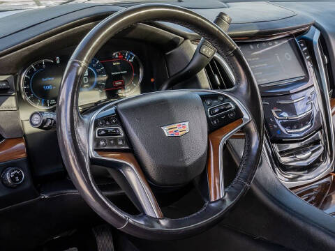 2019 Cadillac Escalade Luxury