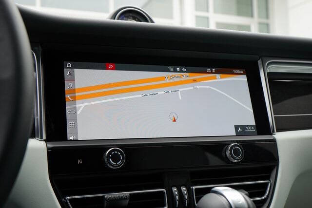 2023 Porsche Macan S