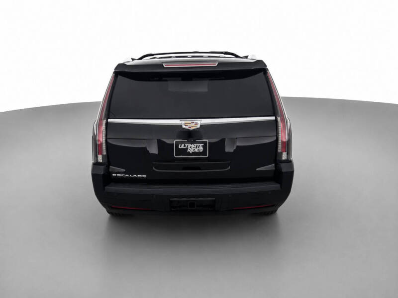 2017 Cadillac Escalade Platinum