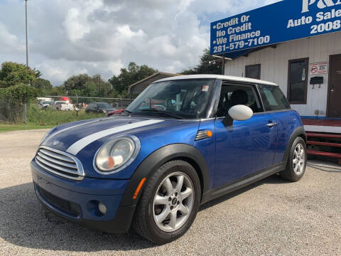 2009 MINI Cooper for sale at P & A AUTO SALES in Houston TX